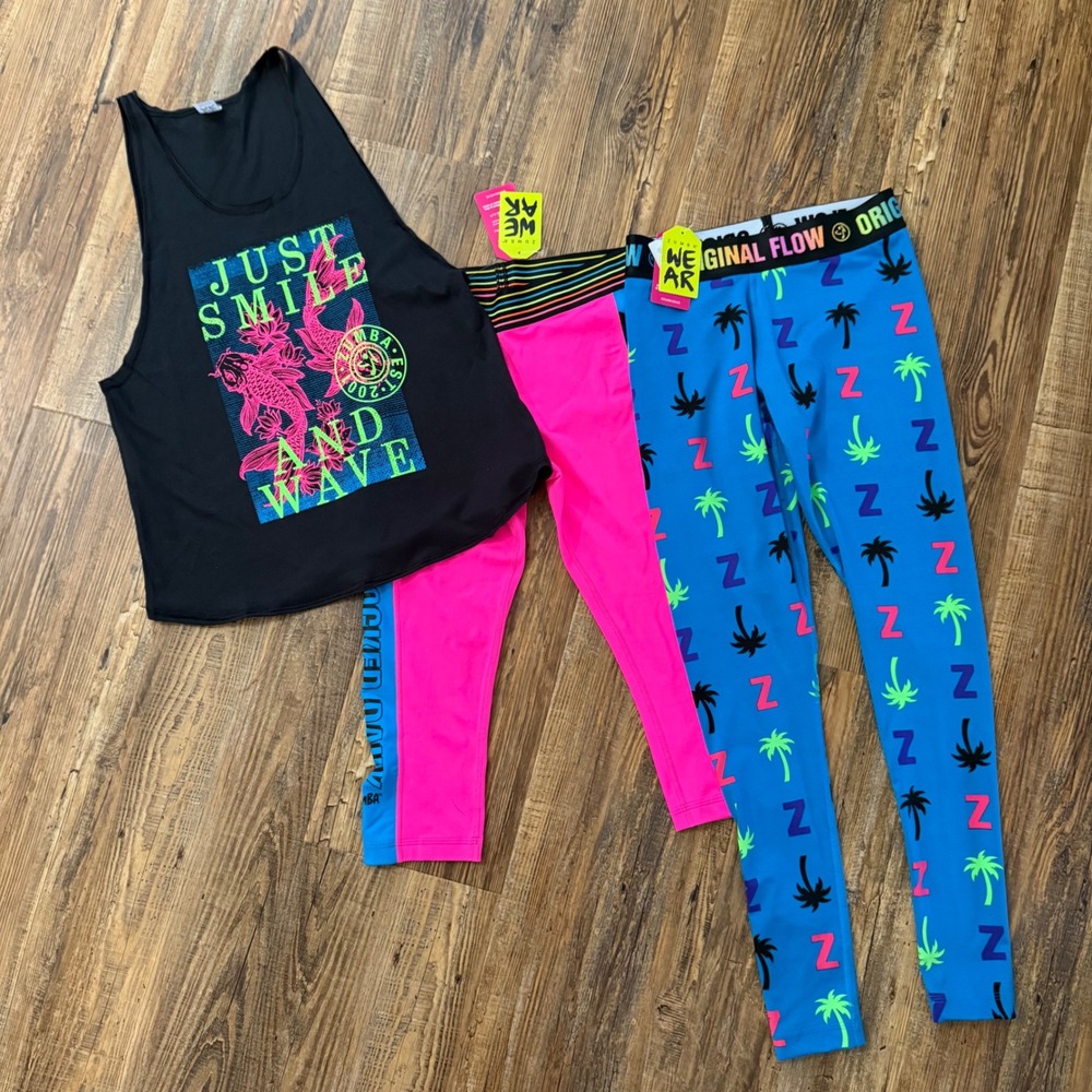 NWT Zumba Activewear Set Women Medium Tank Leggings Smile Wave Vibes Palm Tree
